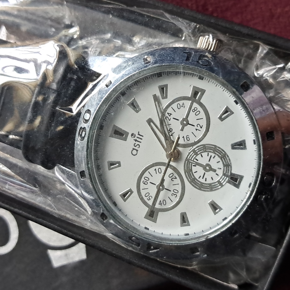 Astir Brand Watch - Picture 4 of 4